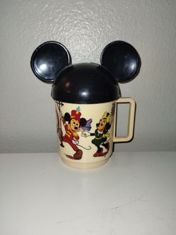 Vintage walt Disney World Mickey Mouse Club cup with Mickey Ears Lid Plastic