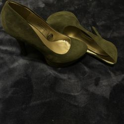 KELSI by Kelsi Dagger Laurie Round Toe Heels Pumps # heels #womens