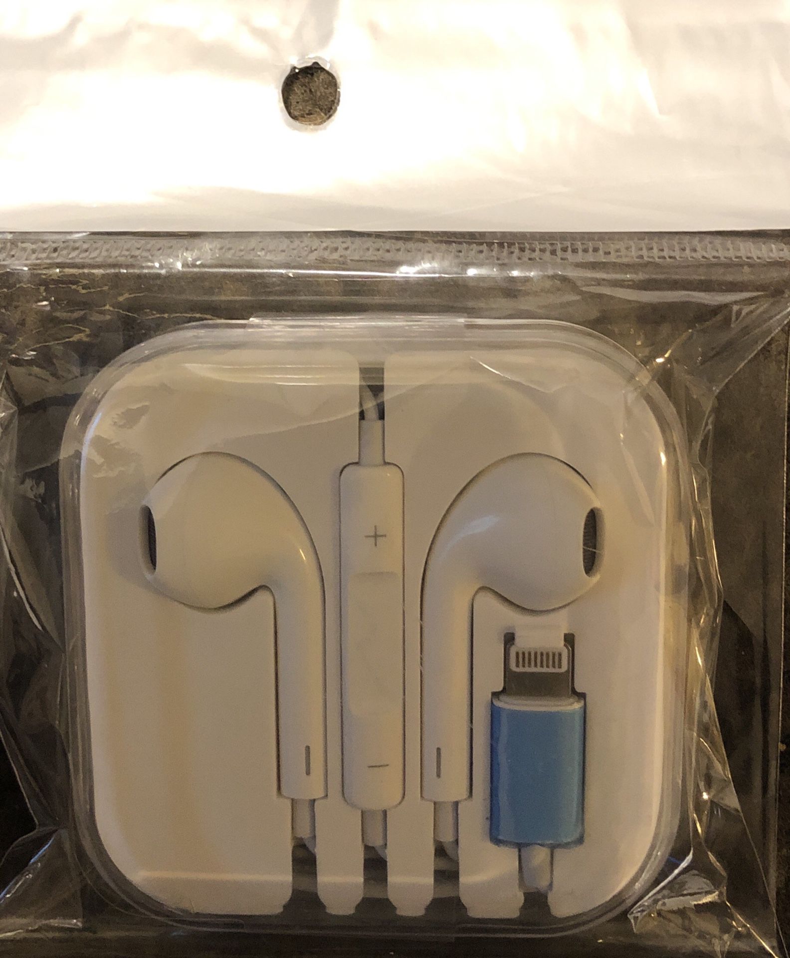 Wired lightening headset Bluetooth earphones for iPhone