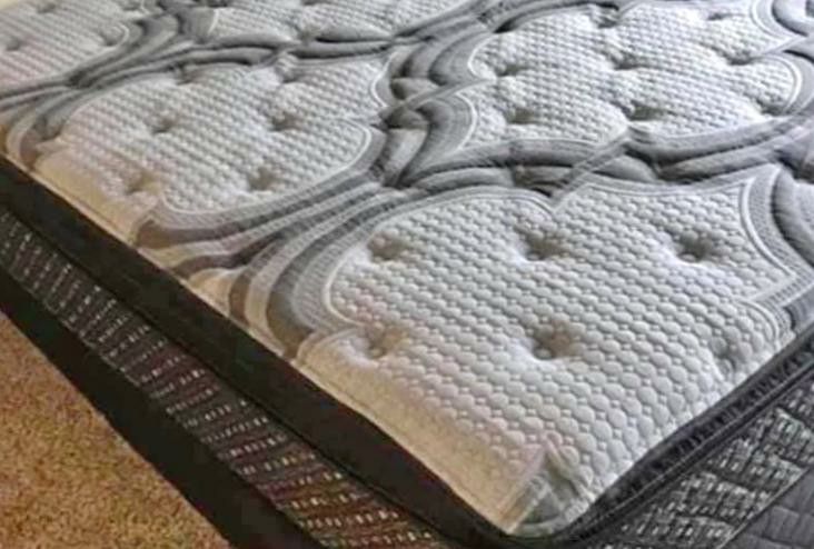 I REALLY NEED TO SELL EVERYTHING! BRAND NEW MATTRESSES! JUST $40 DOWN!