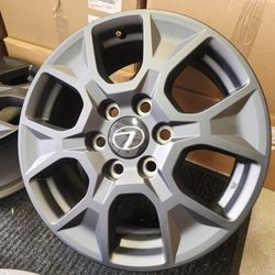 2025 LEXUS GX550 18" WHEELS 
