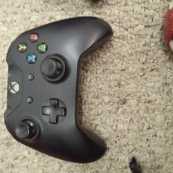 First Edition Xbox Controller No Headphone Jack