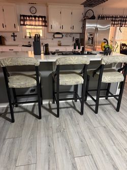 Tommy Bahama couch potato barstools