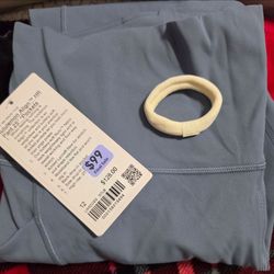 Lululemon New leggings with hair tie