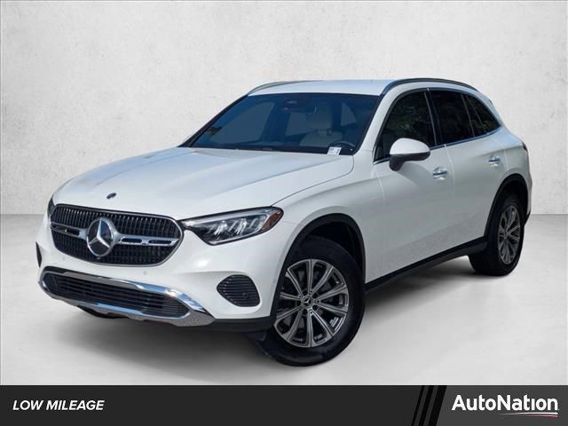 2025 Mercedes-Benz GLC 300