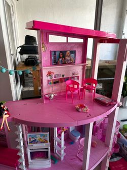 Barbie Dream House