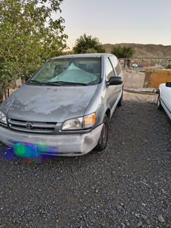 2001 Toyota Sienna