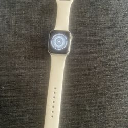 Apple Watch Series 4