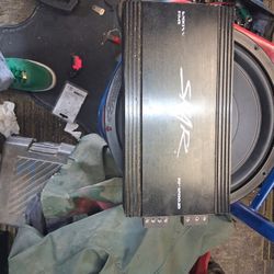 1200 Watt Skar Audio Amp