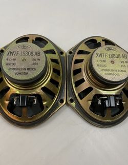 OEM Ford Stock Door Speaker Set Of (4) XW7F-18808-AB Excellent Condition
