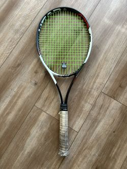 Head Speed 4and 3/8 size 4 grip 16x19 10.1oz 325 balance. 100 sq inch.