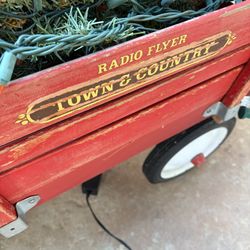 Radio Flyer Town & Country Wagon