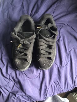 Black Puma shoes