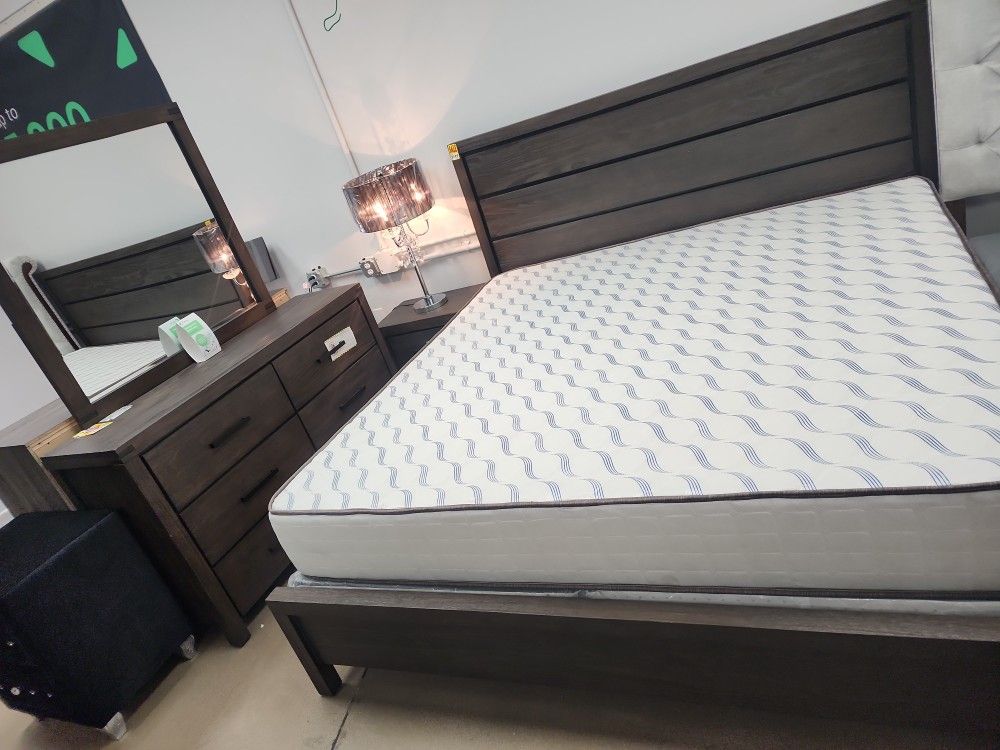 King Bedroom Set 4pc