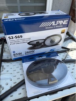 Alpine 2 Way 6x9s With Grille Covers