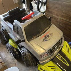 Power wheels truck comes w new battery