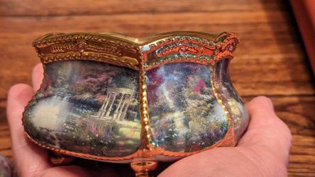Thomas Kinkade Blessing Musical Prayer Box