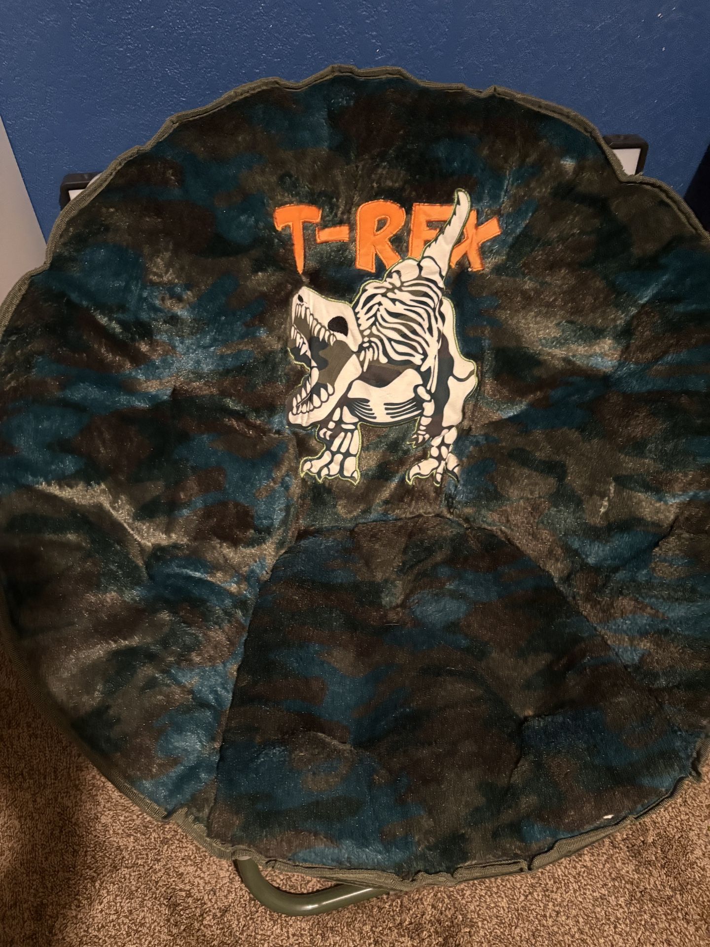 Kids Foldable Dino Saucer Chair