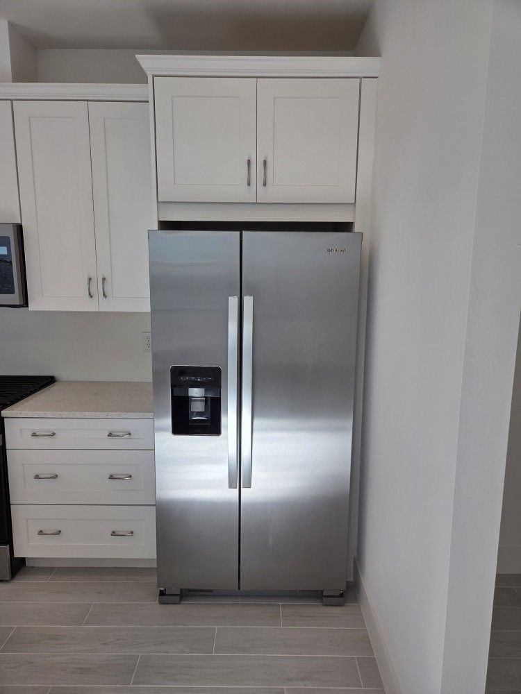 Whirlpool Side By Side Refrigerator