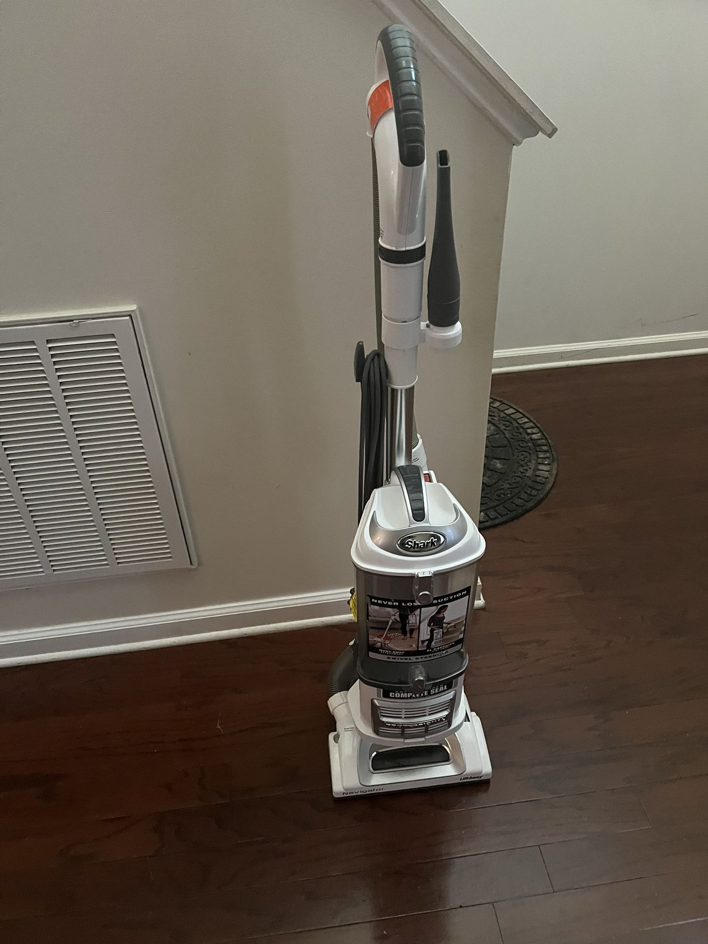 Shark Navigator LiftAway Professional Vacuum Cleaner 
