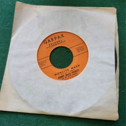 BOBBY (BORIS) PICKETT - MONSTER MASH / MONSTERS' MASH PARTY 45rpm