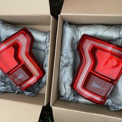 Ford F-150 Lariat 2015 Rear Lights