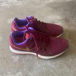 Nike Women Sneakers