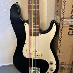 Avalon Bass And Peavey Amp