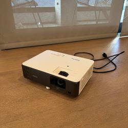 Benq Tk700 Projector-4K