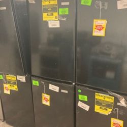 MINI FRIDGES Frigidaire/Whirlpool/ GALANZ/ Thomson