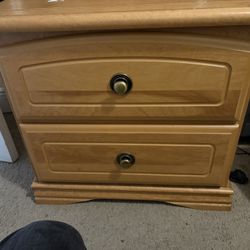 Solid Wood 2-Drawer Nightstand – Excellent Condition