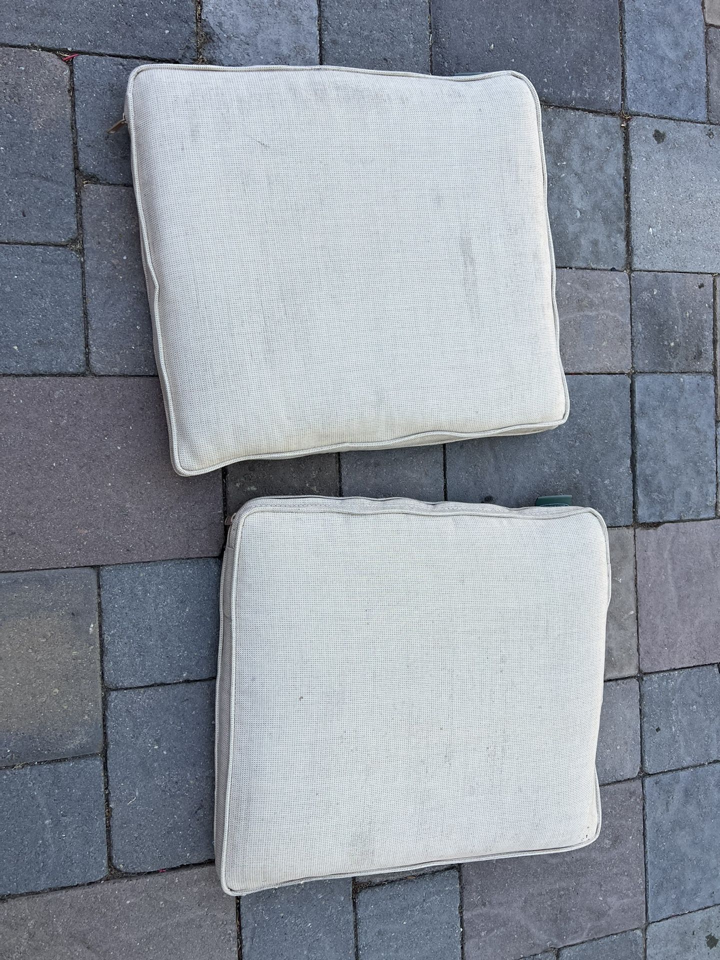 2 Piece Smith And Hawken Outdoor Patio Furniture Cushions In Off White