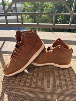 Nike Dunk High Premium “Pecan” 6M/7.5W - Lightly Worn - Near perfect condition $100