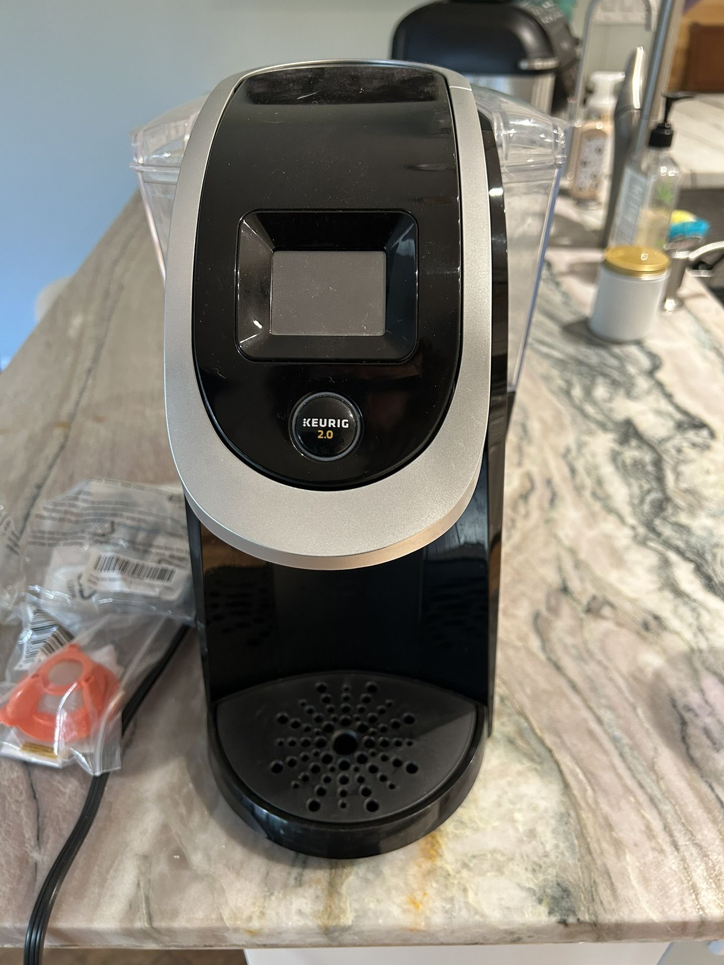 Keurig with Maintenance Kit