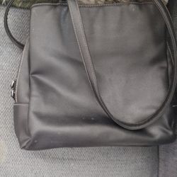 Nice New Black Should Purse With Lots Of Compliments 