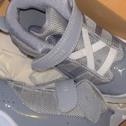 Toddler Girls 8C Gray Jordan 6 Rings Shoes! Brand New! Never Worn! In Box