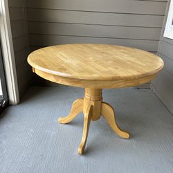 Round Dining Table 