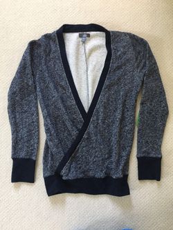 Alo Yoga Cozy Pullover (size small)