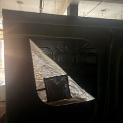 Grow Plants Tent 
