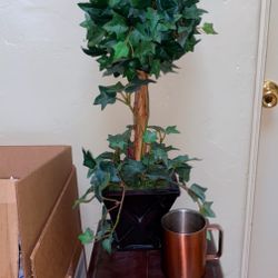 Fake Plant *NO MEASUREMENTS!*