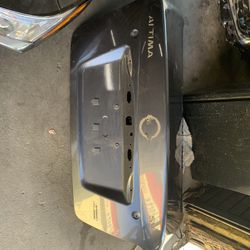2013-2015 Nissan Altima Trunk