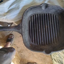 Cast Iron Skillet 