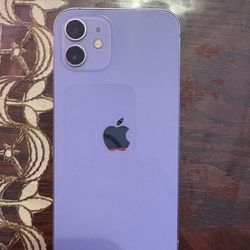 iPhone 12 