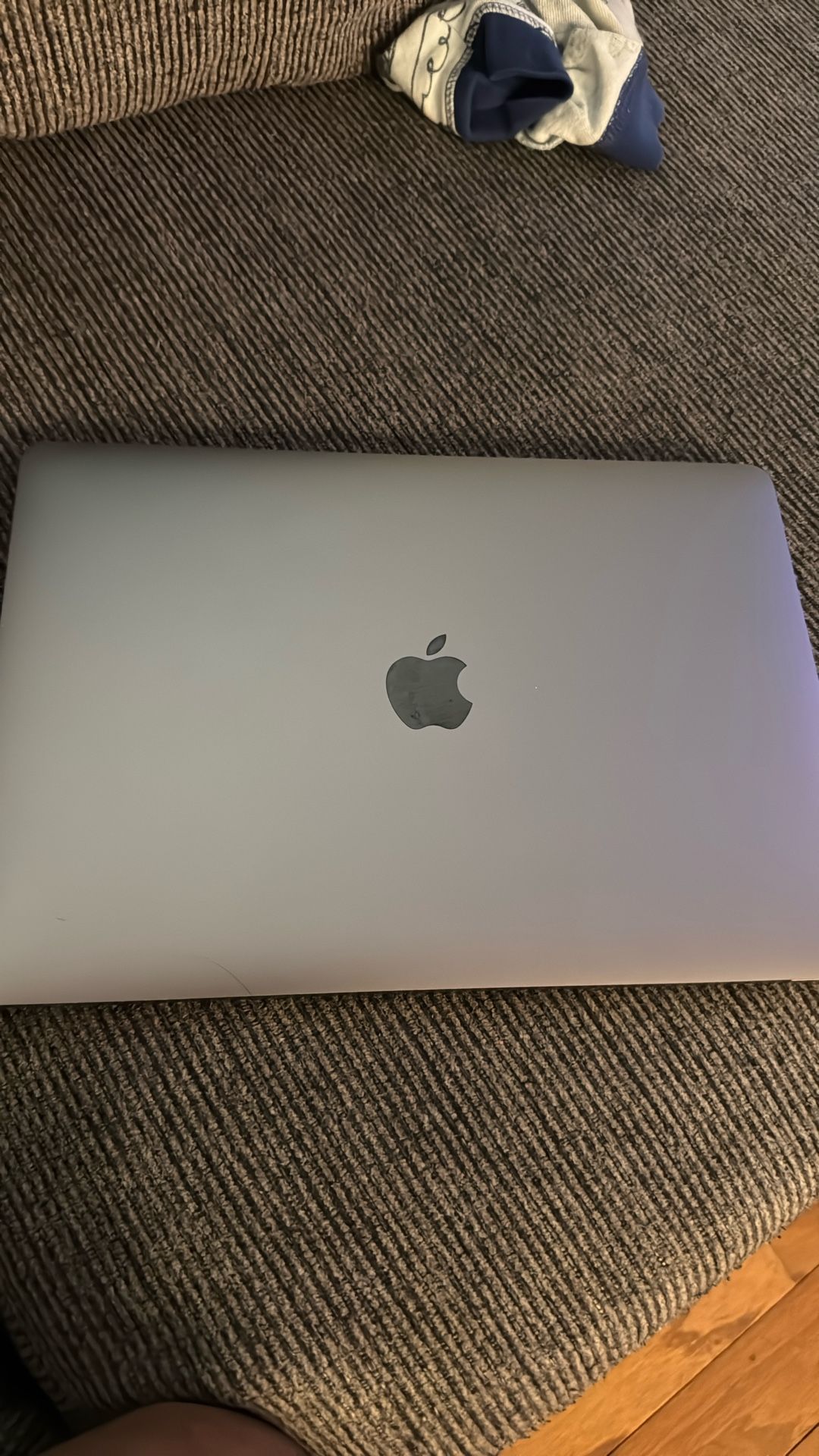2019 MacBook Pro With Touchscreen