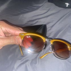 Ray-Ban Sunglasses Perfect Condition 