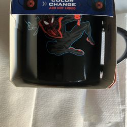 NIB! MARVEL SPIDER-MAN ~ COLOR CHANGE 15 Oz. MUG ~ ADD HOT LIQUID ~ ZAK DESIGNS