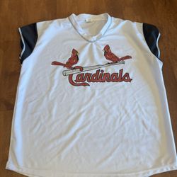 Women’s St. Louis Cardinals jersey size extra large shipping available