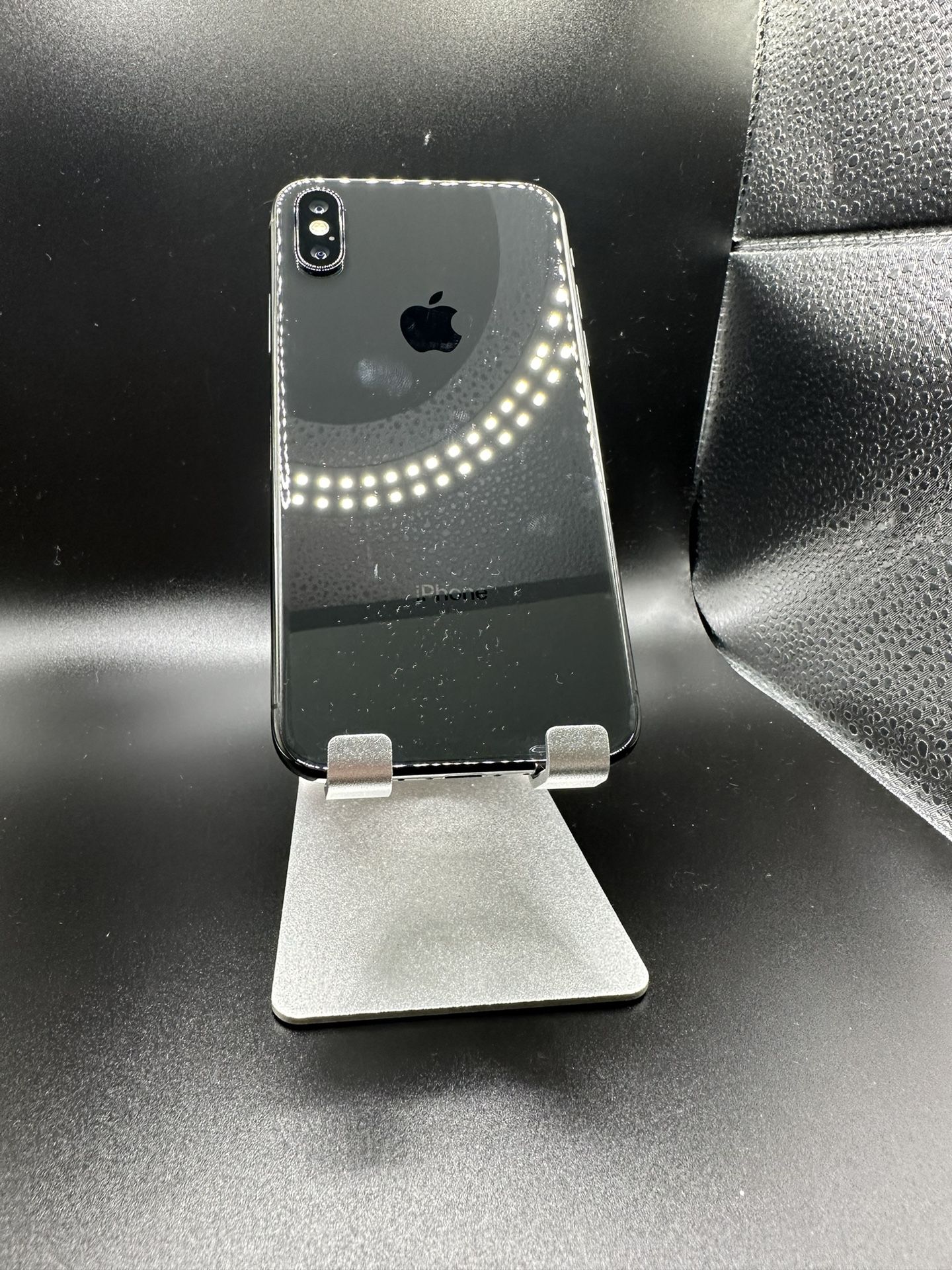 Iphone X 64GB ANY CARRIER BLACK