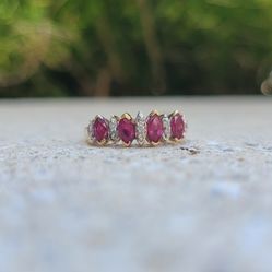 14K Gold Ruby Diamond Ring (Jewelry Box Included)