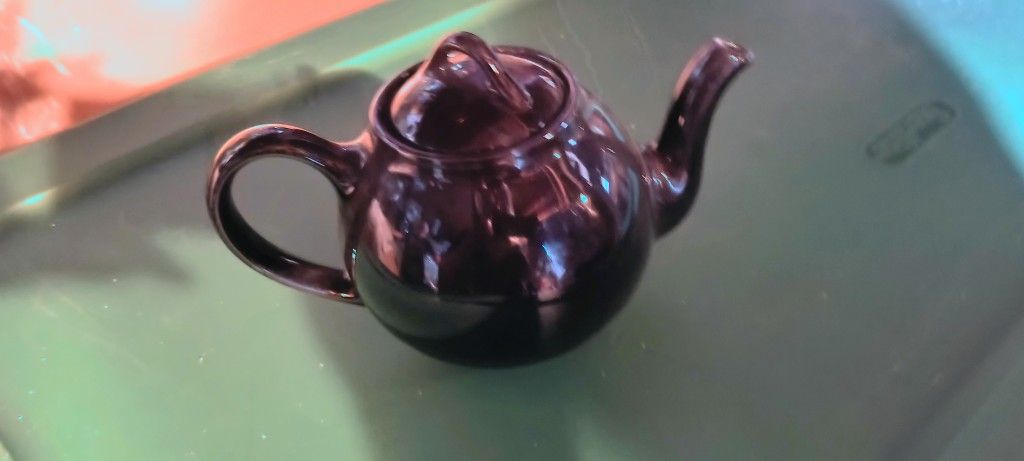 Vintage Black Tea Pot 